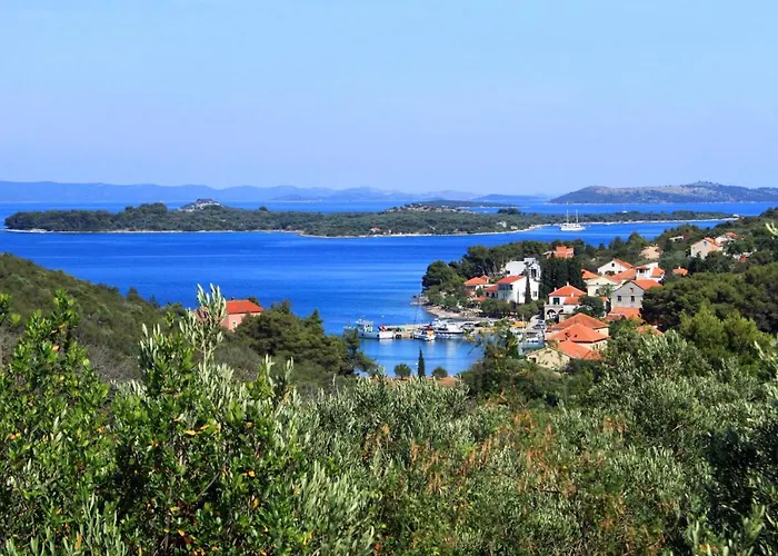 With A Parking Space Zman, Dugi Otok - 8133 아파트 Žman