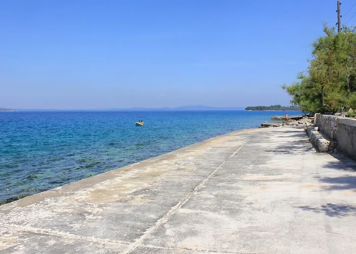 With A Parking Space Zman, Dugi Otok - 8133 דירה Žman