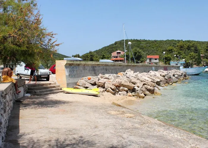 With A Parking Space Zman, Dugi Otok - 8133 *