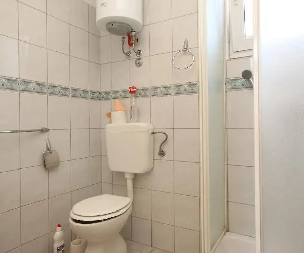 With A Parking Space Zman, Dugi Otok - 8133 דירה